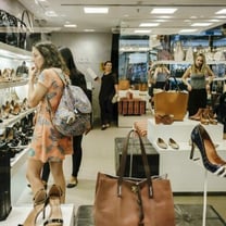 Investors buy Brazil mall stocks but shun struggling retailers